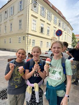 WhatsApp Image 2025-07-09 at 15.33.39